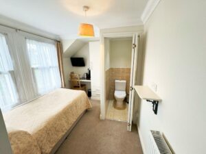 Room 7- Single Ensuite